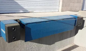 INSTALACIÓN DE PUERTAS AUTOMÁTICAS